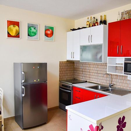 White Sea View Apartment Велипойе Экстерьер фото